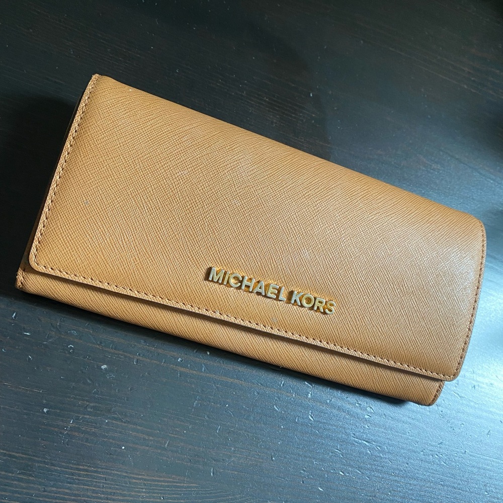Mk Micheal Kors wallet